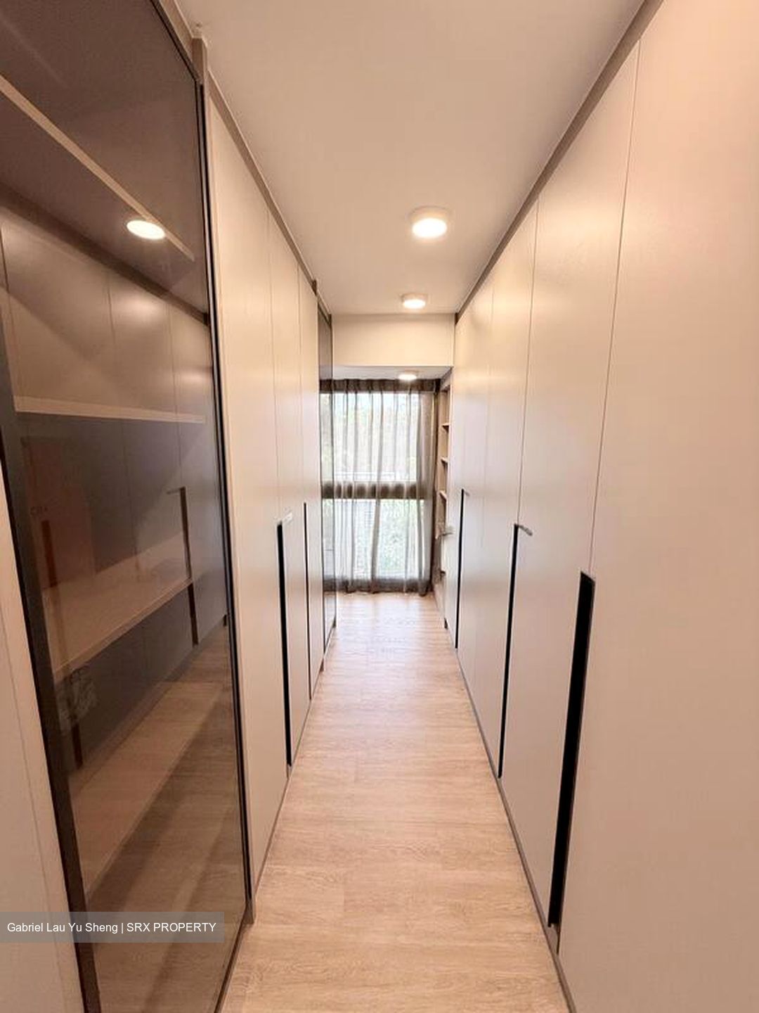 Shrewsbury Road (D11), Terrace #521089851